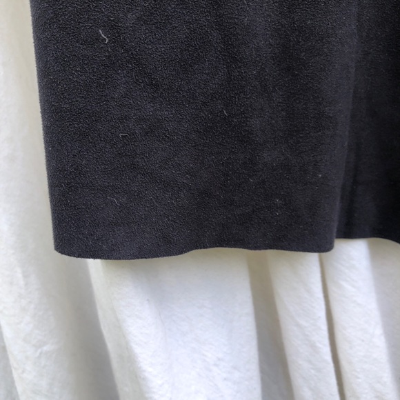 Black suede swift dress with raw edges - Picture 3 of 4